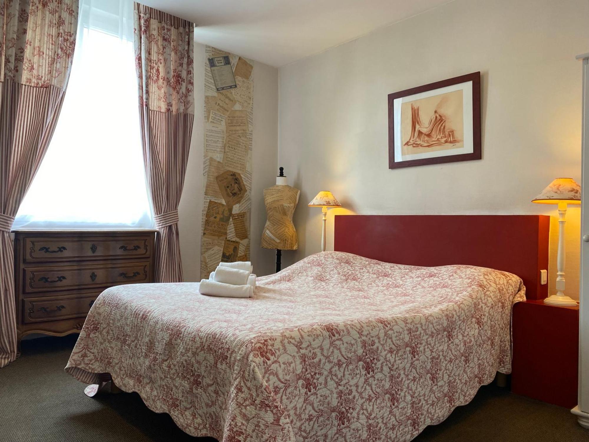 Hotel Saint Yves Nantes Ngoại thất bức ảnh
