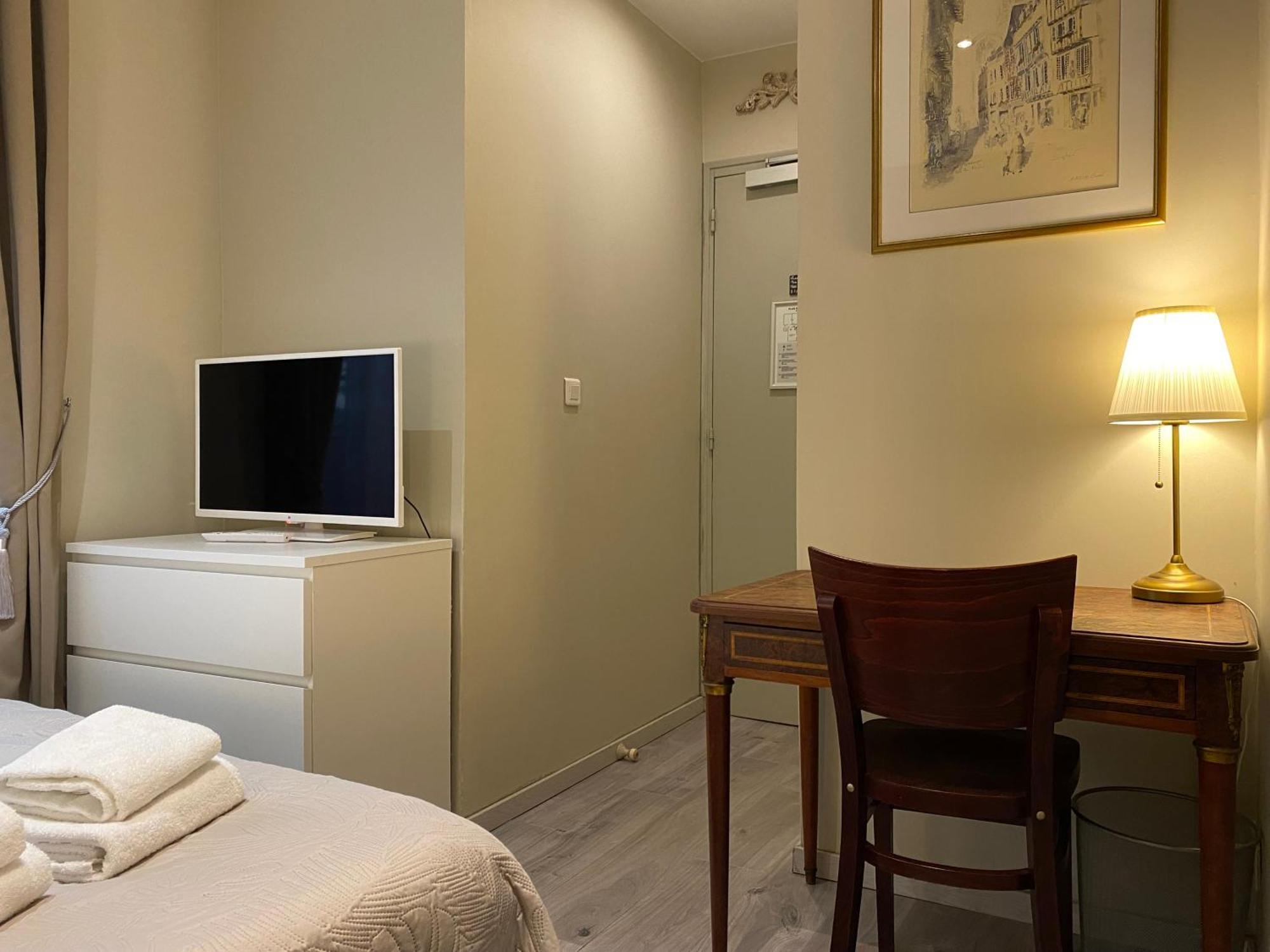 Hotel Saint Yves Nantes Ngoại thất bức ảnh