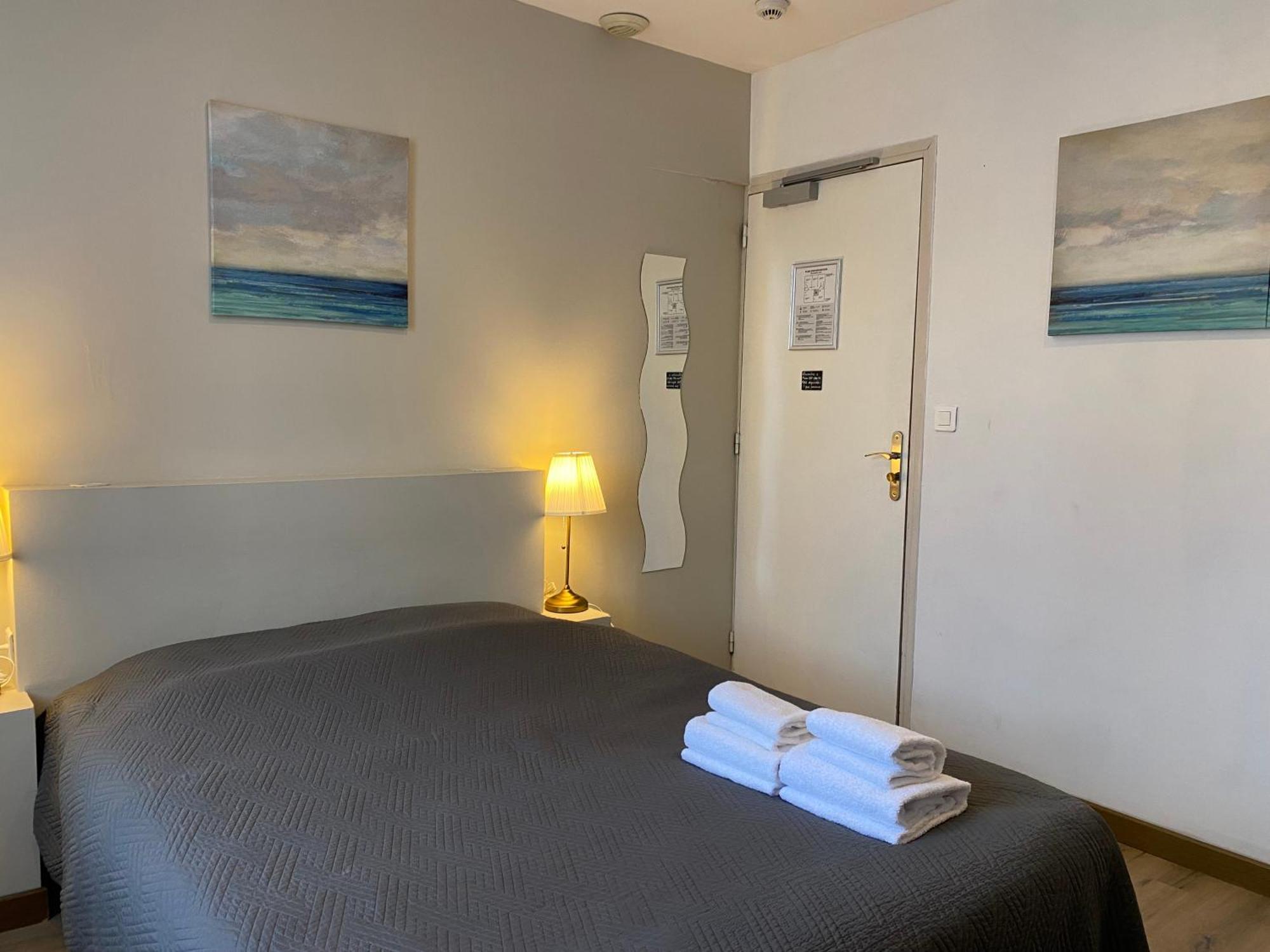 Hotel Saint Yves Nantes Ngoại thất bức ảnh